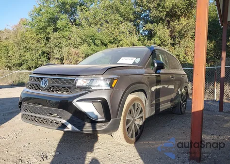 2024 Volkswagen Taos 1.5T Se z USA, uszkodzony, nr VIN 3VVSX7B27RM050160